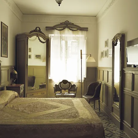 Laetitia Guest house 4*