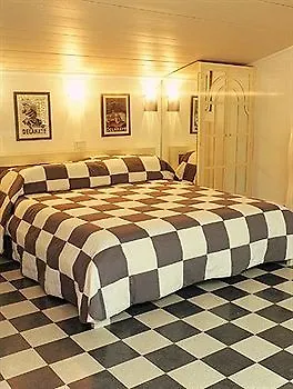 Laetitia Guest house 4*