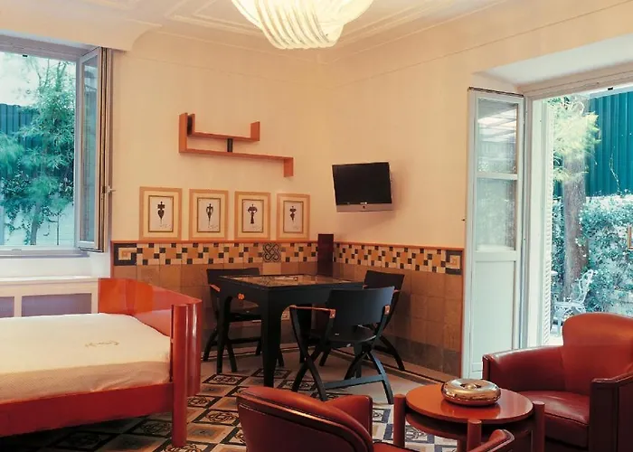 Laetitia Guest house 4*