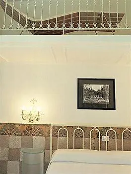 Πανσιόν Laetitia